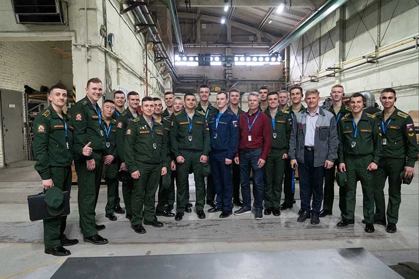 Студенты Военной Академии им. А.В. Хрулева посетили производство компании «Изотерм»