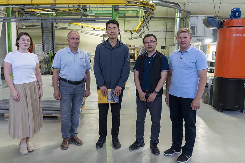 Компания Изотерм приняла в гостях специалистов по производству промышленного оборудования из Китая 